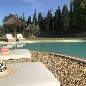 Couette-café Mas Des Limites, Rognonas